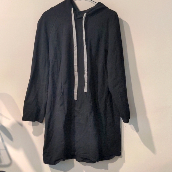 Size 1X Shein hooded knee length fall sweater - Picture 1 of 4